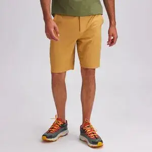 Backcountry 9in Hybrid Short