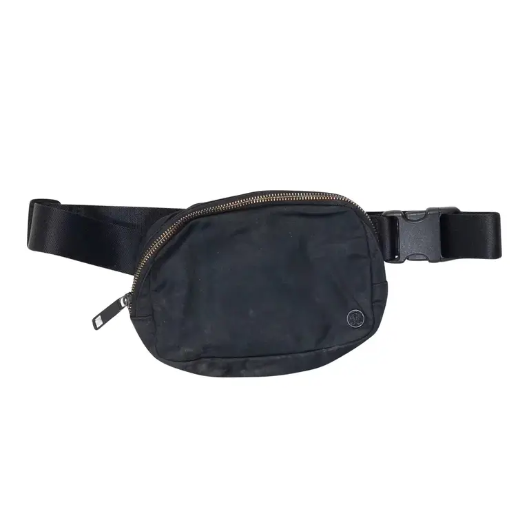 Lululemon Everywhere Belt Bag 1L